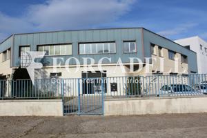 Nave industrial en venta de 2.273 m² - Montcada i Reixac, Barcelona photo 0