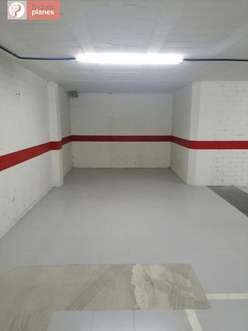 LOTE DE 4 PLAZAS DE APARCAMIENTO EN ZONA ALTA - CENTRO photo 0