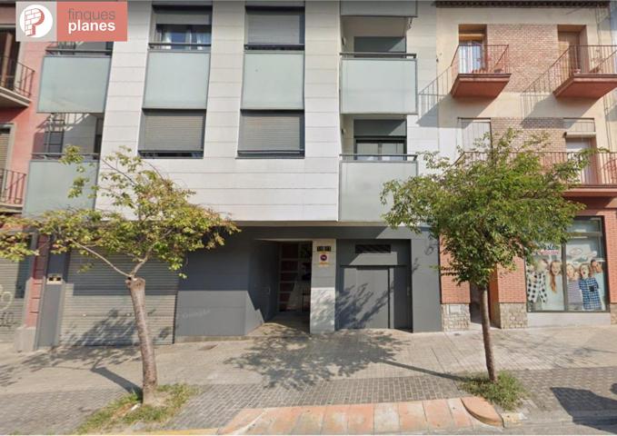 PLAZA DE PARKING Y TRASTERO EN ZONA ALTA photo 0