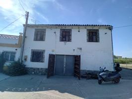 CASA CON ALMACÉN EN ALCARRÀS photo 0