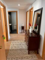 Ático de 3 habitaciones, 2 baños, amueblado, con pk photo 0