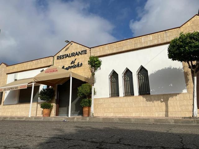 RESTAURANTE EN VENTA EN LA LOCALIDAD DE EL CARPIO! photo 0