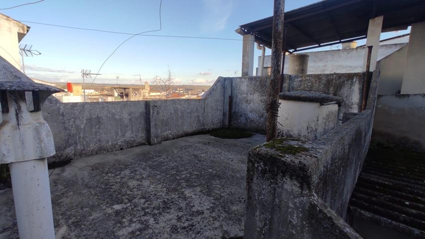 CASA PARA REFORMAR EN EL CARPIO! photo 0