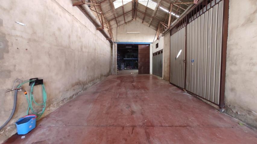 SE VENDE NAVE-LOCAL COMERCIAL EN EL CARPIO photo 0