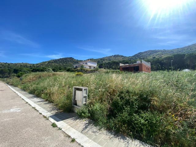 ¡Oportunidad única para vivir en un entorno privilegiado en El Port de la Selva! photo 0