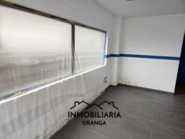 Local En venta en Colindres photo 0