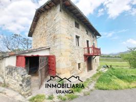 Villa En venta en Bárcena de Cicero photo 0