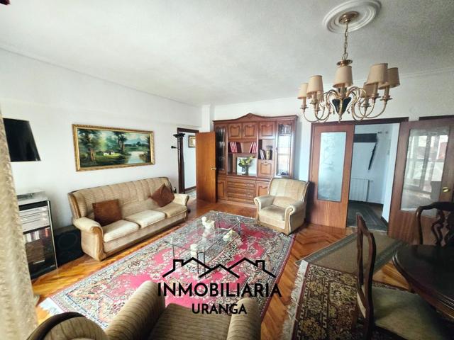 Piso En venta en Laredo photo 0