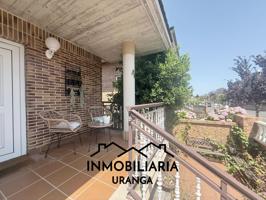 Villa En venta en Laredo photo 0