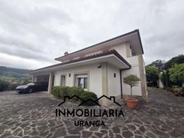 Villa En venta en Meruelo photo 0