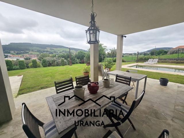 Villa En venta en Meruelo photo 0