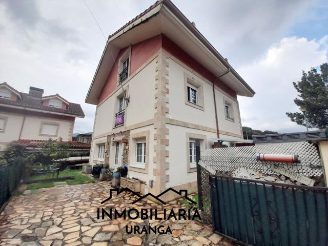 Villa En venta en Guriezo photo 0