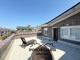 Villa En venta en Laredo photo 0