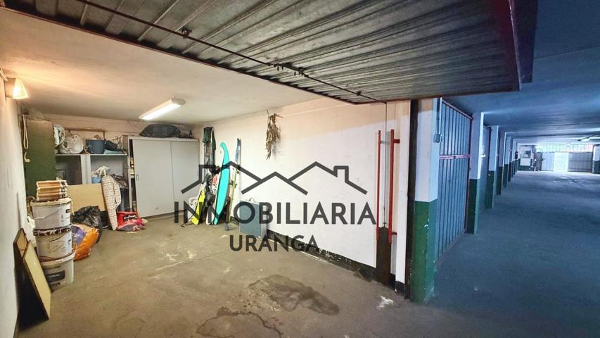 Parking En venta en Laredo photo 0