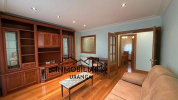 Piso En venta en Laredo photo 0