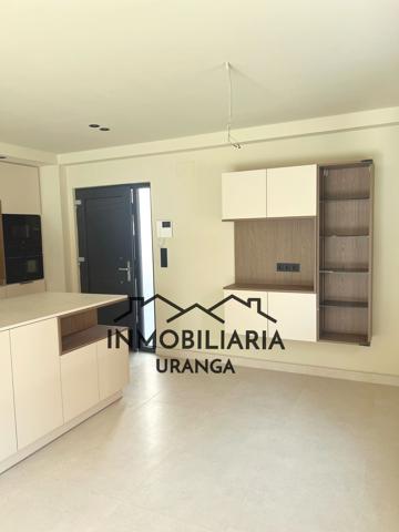 Piso En venta en Laredo photo 0