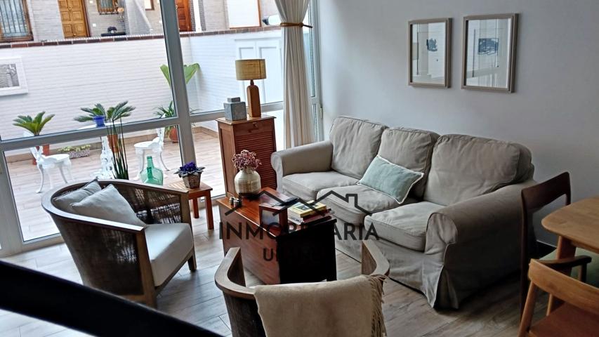 Villa En venta en Laredo photo 0