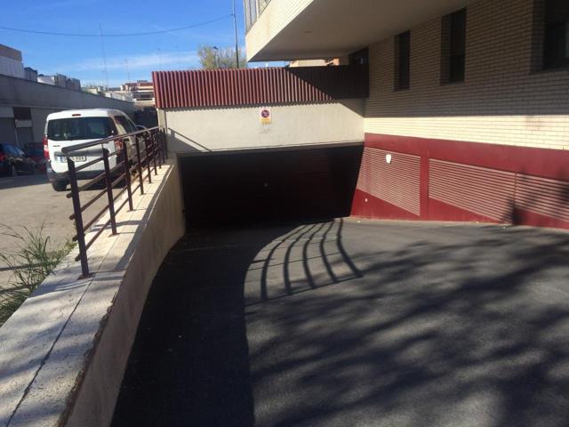 Plaza De Parking en alquiler en Terrassa de 12 m2 photo 0