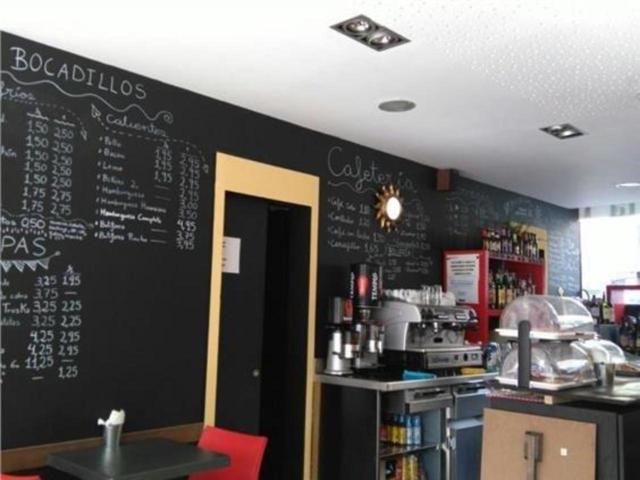 ¡Oportunidad Única de Inversión en el Corazón de Terrassa! photo 0