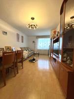 Excelente ubicación para la vida familiar photo 0