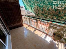 PISO EN EL CENTRO DE MANISES photo 0