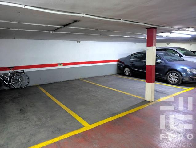 PLAZA GARAJE EN RUZAFA photo 0