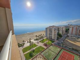 MAGNÍFICO APARTAMENTO EN PRIMERA LÍNEA DE PLAYA, CON VISTAS ESPECTACULARES AL MAR Y MONTAÑA photo 0