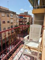 Acogedor Piso Reformado en Carolinas Altas, Alicante - ¡Listo para Vivir! photo 0