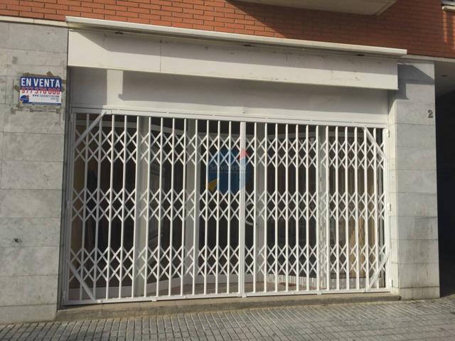 Local en venta en Vila-seca photo 0
