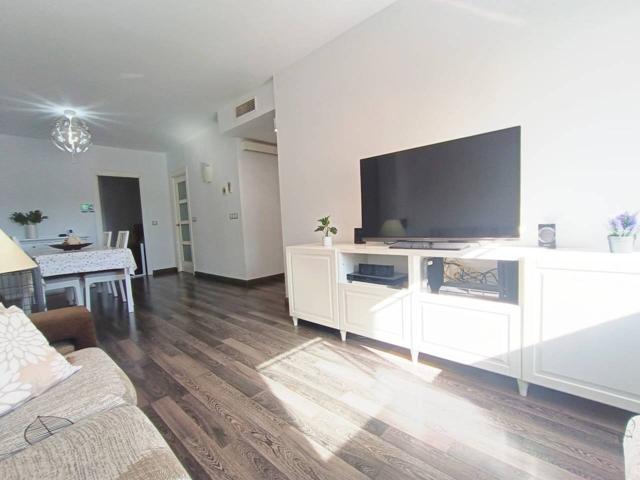 Piso en venta en Vila-seca photo 0