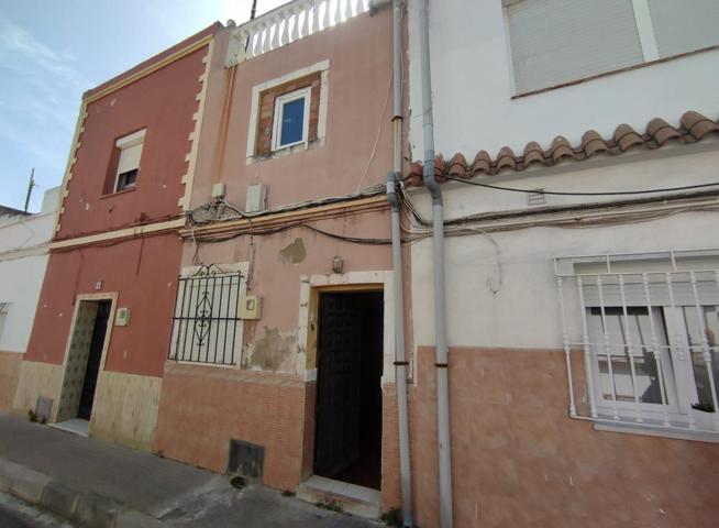 CASA EN VENTA CALLE PONCE DE LEON, ALGECIRAS photo 0
