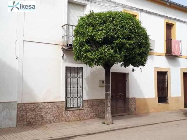 Casa en venta en Pedro Abad (Córdoba) photo 0
