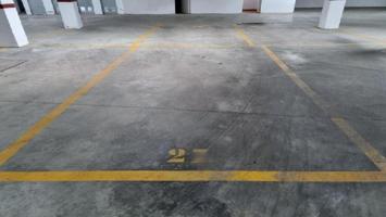 Parking En venta en Andalucia, Villamanrique De La Condesa photo 0