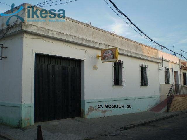 Local en venta en c. toledo, 28, Lepe, Huelva photo 0