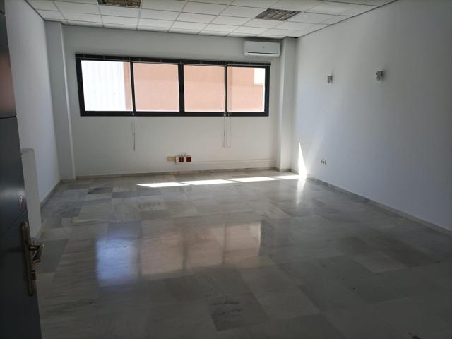 Venta de Local en Mairena del Aljarafe (Sevilla) photo 0