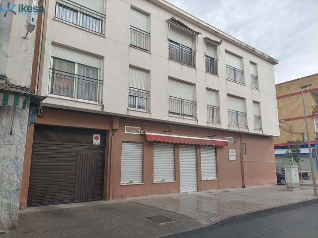 Plaza de garaje con trastero ubicada junto a la Parroquia de San Fernando!!!. photo 0