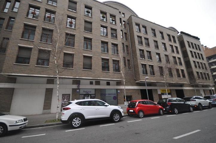 Oficina En venta en Santiago-Arana, Vitoria photo 0