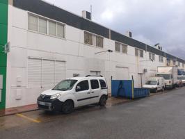 Se vende conjunto de tres naves en PI San Jerónimo, Sevilla photo 0