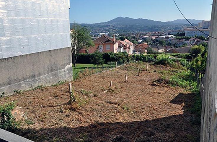 Terreno Urbanizable En venta en Lavadores, Vigo photo 0