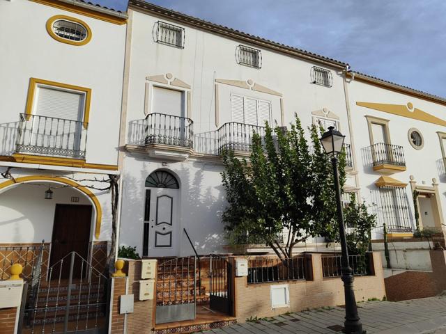 MAGNIFICO ATICO DE TRES DORMITORIOS CON TERRAZA EN OLVERA photo 0