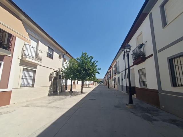 Venta de Casa Adosada sin posesión en Palma del Río photo 0