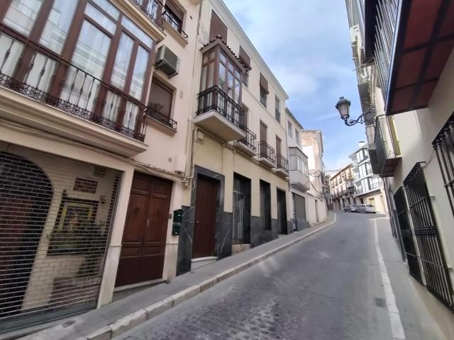 Venta de casa sin posesión en Baena (Córdoba) photo 0