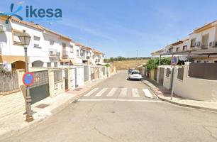 Venta de Casa Pareada en 'Las Doblas' - Sanlúcar La Mayor (Sevilla) photo 0