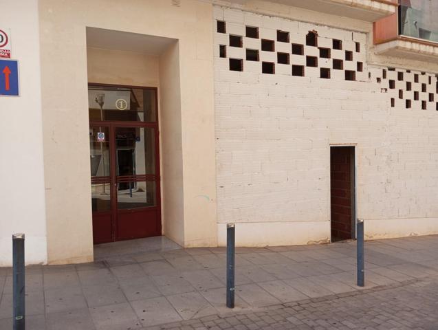 Venta de 2 Locales en Almendralejo - Badajoz photo 0