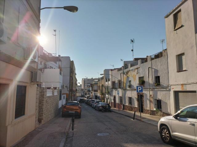 Piso sin posesión con trastero en el Barrio del Naranjo (Córdoba) photo 0