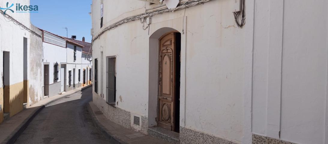 Venta de Piso en el Centro de Medina de las Torres - Badajoz photo 0