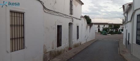 Venta de Casa en Ahillones - Badajoz photo 0