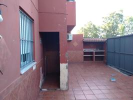 PISO EN PLANTA BAJA CONGRAN PATIO photo 0