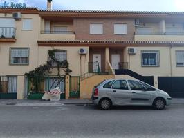 Venta de Casa Adosada en Vegas del Genil - Granada photo 0