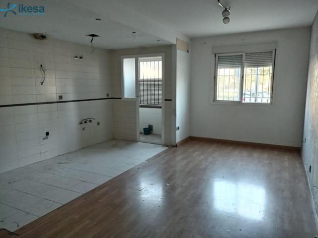 Venta de Apartamento en Avenida NUESTRA SEÑORA DE BOTOA (Badajoz) photo 0